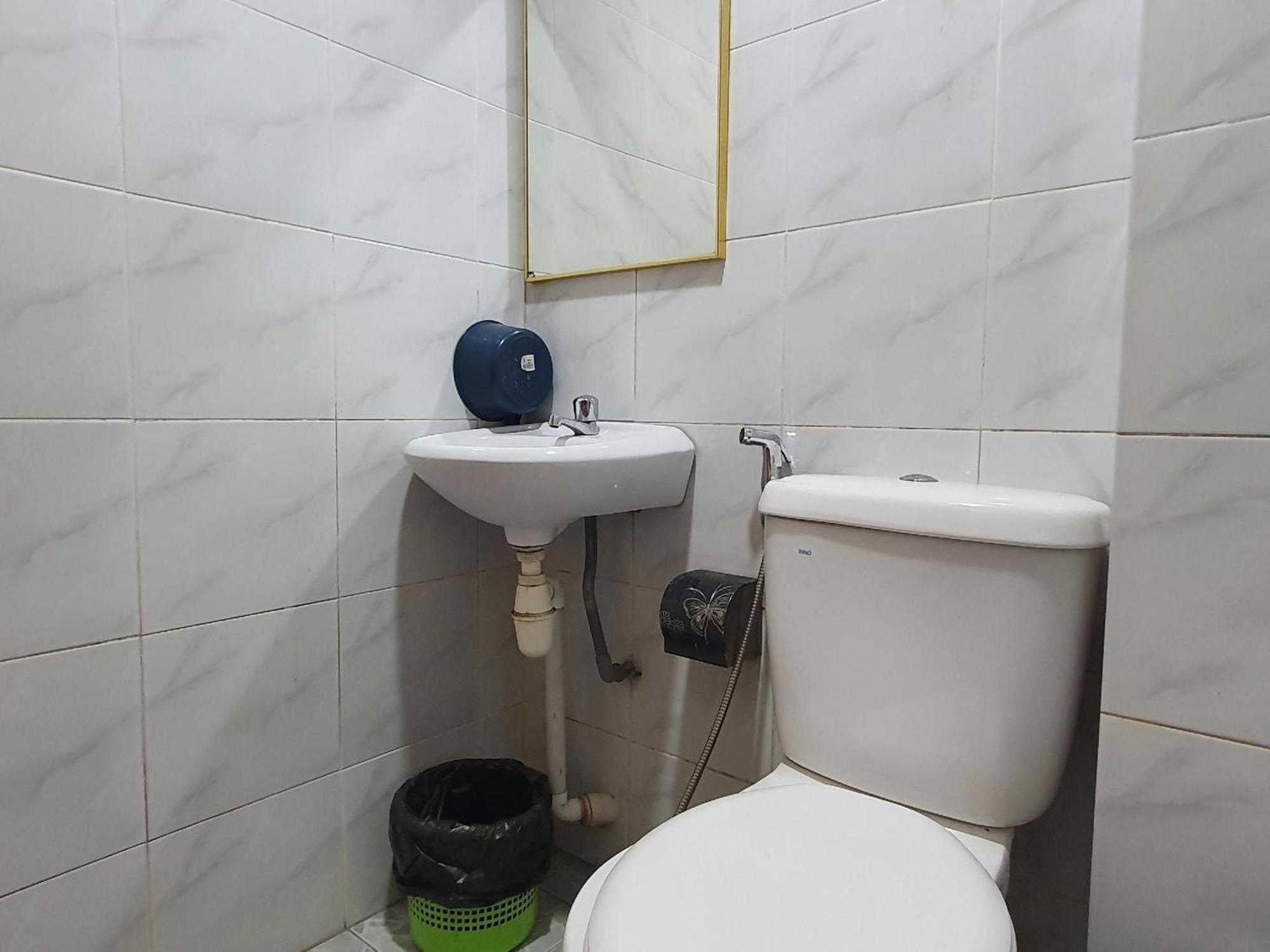 Oyo 90964 Melody 88 Inn มีรี ภายนอก รูปภาพ